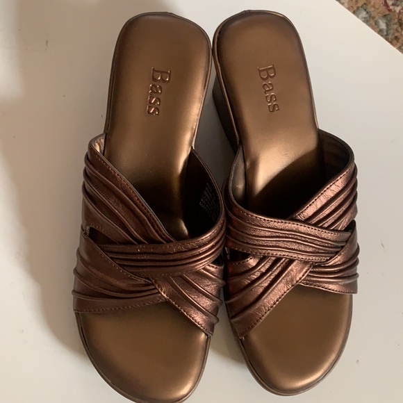 BASS COPPER LEATHER SANDALS WEDGES SLIP ON 5M OPEN TOE SHOES